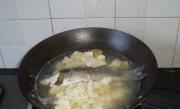 鯽魚豆腐湯的做法圖解9