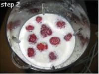 草莓奶昔的做法圖解2