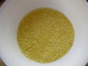 紅棗薏米小米粥的做法圖解2
