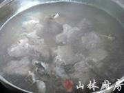 春筍排骨咸肉湯的做法圖解3