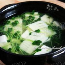 蘿卜苗筍片豆腐湯的做法