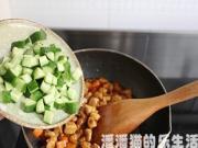香菇豆豉醬爆雞丁的做法圖解10