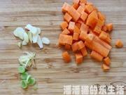香菇豆豉醬爆雞丁的做法圖解4