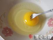 冰鎮鮮香微波煎雞蛋的做法圖解3