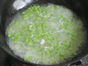 河蟹毛豆湯的做法圖解5