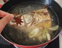 鐵鍋魚頭燉豆腐的做法圖解7