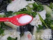 香菜皮蛋魚片湯的做法圖解9
