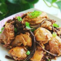 茶樹菇乾鍋雞的做法