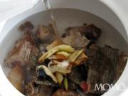 杜仲黑豆排骨湯的做法圖解10