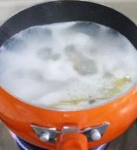 蘿卜絲蛤蜊湯的做法圖解4